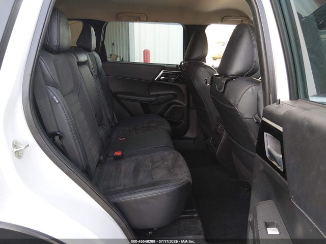 45548288 :رقم المزاد ، JA4J3UA85NZ086376 vin ، 2022 Mitsubishi Outlander Black Edition 2wd/se 2.5 2wd/se Launch Edition 2wd مزاد بيع