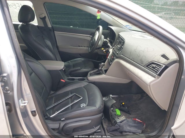 5NPD74LF9HH100553 Hyundai ELANTRA SE