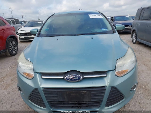 45548349 :رقم المزاد ، 1FAHP3F24CL323937 vin ، 2012 Ford Focus Se مزاد بيع