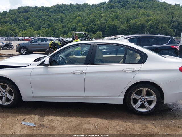 2013 Bmw 328i Xdrive მანქანა იყიდება აუქციონზე, vin: WBA3B3G53DNR79593, აუქციონის ნომერი: 45548470