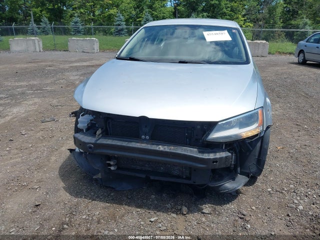 45548507 :رقم المزاد ، 3VWD17AJ8EM316181 vin ، 2014 Volkswagen Jetta 1.8t Se مزاد بيع