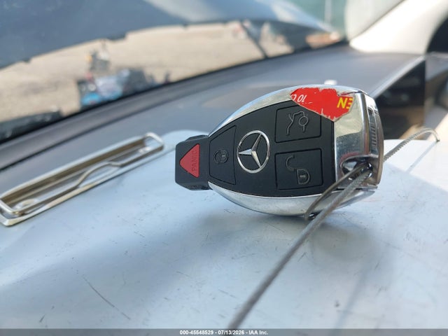 2016 Mercedes-benz Glc 300 4matic მანქანა იყიდება აუქციონზე, vin: WDC0G4KB6GF008025, აუქციონის ნომერი: 45548529