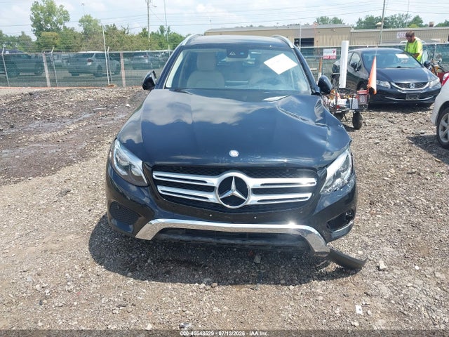 2016 Mercedes-benz Glc 300 4matic მანქანა იყიდება აუქციონზე, vin: WDC0G4KB6GF008025, აუქციონის ნომერი: 45548529