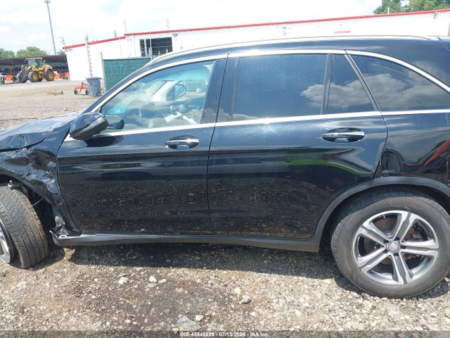 2016 Mercedes-benz Glc 300 4matic მანქანა იყიდება აუქციონზე, vin: WDC0G4KB6GF008025, აუქციონის ნომერი: 45548529