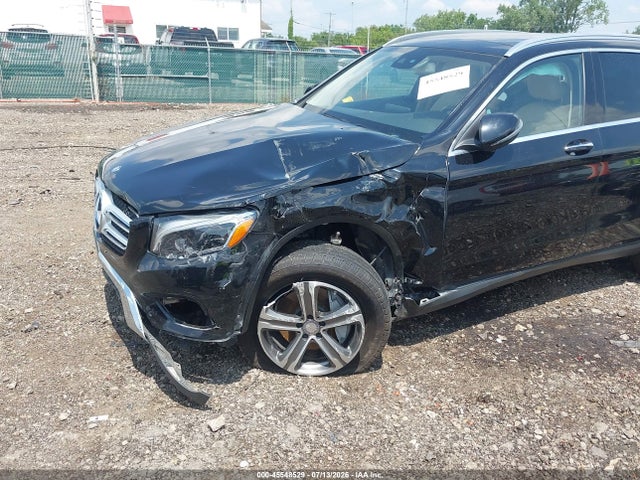 2016 Mercedes-benz Glc 300 4matic მანქანა იყიდება აუქციონზე, vin: WDC0G4KB6GF008025, აუქციონის ნომერი: 45548529