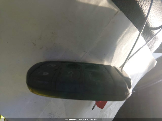 45548542 :رقم المزاد ، 1C3CCCAB3FN649782 vin ، 2015 Chrysler 200 Limited مزاد بيع