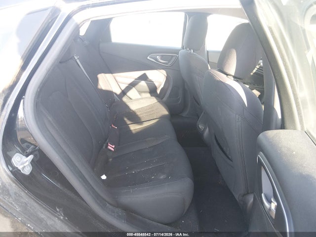 45548542 :رقم المزاد ، 1C3CCCAB3FN649782 vin ، 2015 Chrysler 200 Limited مزاد بيع