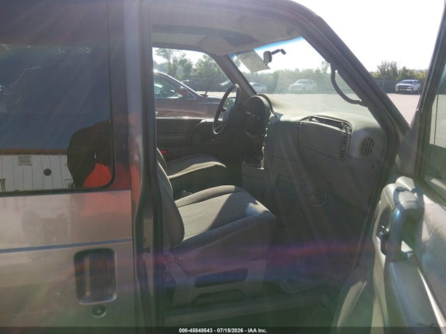 Продажа на аукционе авто 2001 Gmc Safari Sle, vin: 1GKDM19W21B505566, номер лота: 45548543