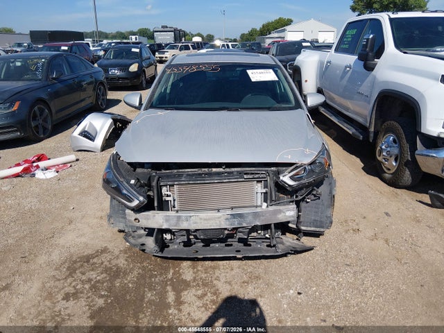 2017 Hyundai Ioniq Hybrid Limited მანქანა იყიდება აუქციონზე, vin: KMHC85LC7HU049110, აუქციონის ნომერი: 45548555