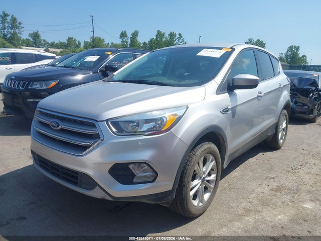 2017 Ford Escape Se მანქანა იყიდება აუქციონზე, vin: 1FMCU9GD1HUE76773, აუქციონის ნომერი: 45548571