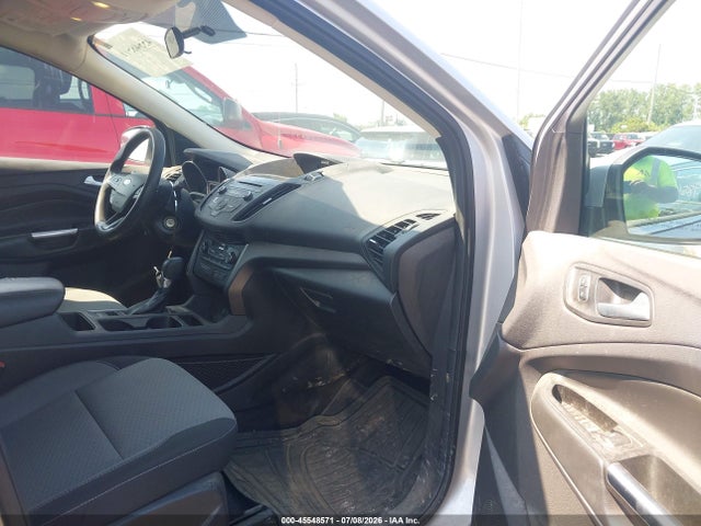 2017 Ford Escape Se მანქანა იყიდება აუქციონზე, vin: 1FMCU9GD1HUE76773, აუქციონის ნომერი: 45548571