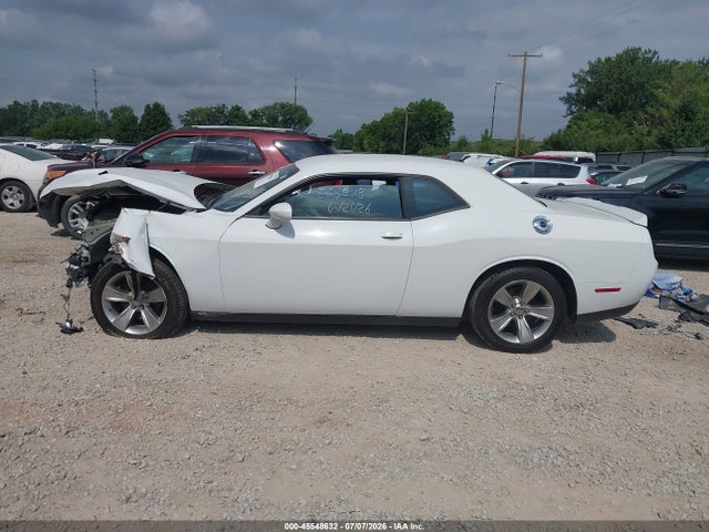 Продаж на аукціоні авто 2021 Dodge Challenger Sxt, vin: 2C3CDZAG5MH627073, номер лоту: 45548632