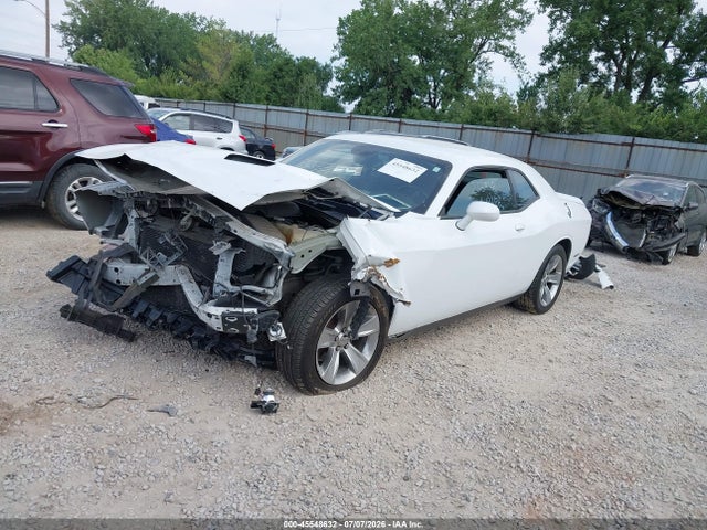 Продаж на аукціоні авто 2021 Dodge Challenger Sxt, vin: 2C3CDZAG5MH627073, номер лоту: 45548632