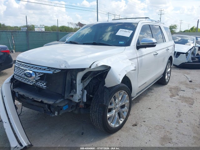 Ford Expedition Platinum 2019 1FMJU1LT3KEA39929 Image 2