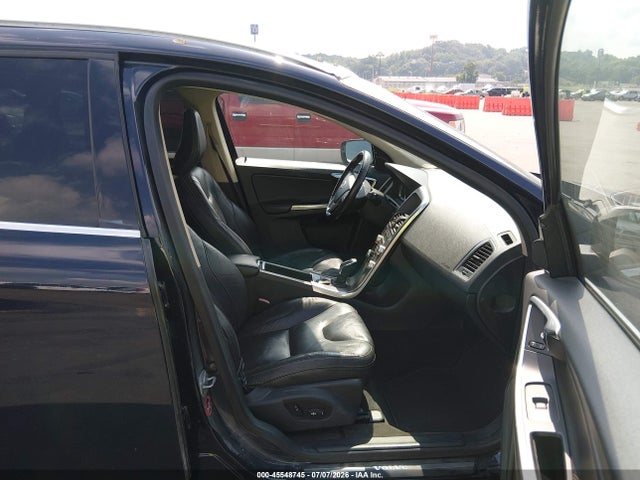 2017 Volvo Xc60 T5 Dynamic მანქანა იყიდება აუქციონზე, vin: YV440MRR0H2015332, აუქციონის ნომერი: 45548745