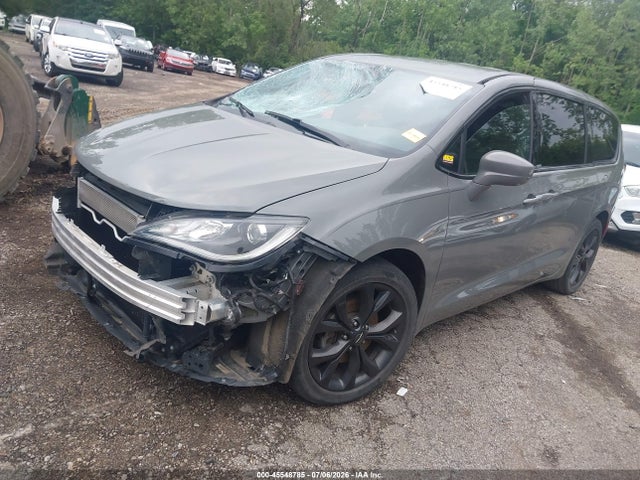 Продажа на аукционе авто 2020 Chrysler Pacifica Touring L Plus, vin: 2C4RC1EG7LR132595, номер лота: 45548785