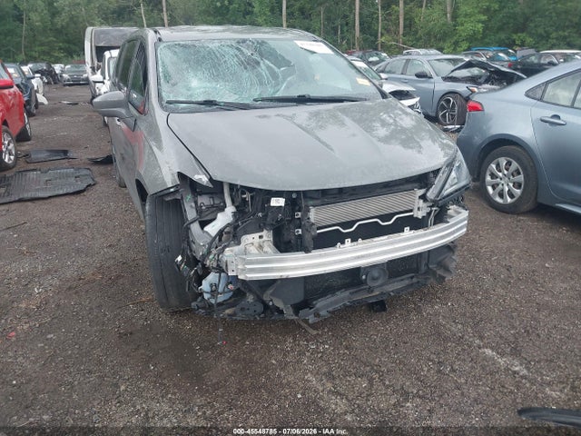 Продажа на аукционе авто 2020 Chrysler Pacifica Touring L Plus, vin: 2C4RC1EG7LR132595, номер лота: 45548785
