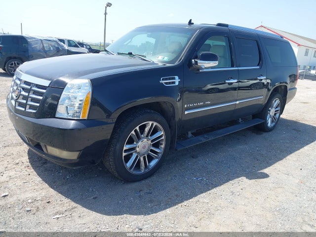 2008 Cadillac Escalade Esv მანქანა იყიდება აუქციონზე, vin: 1GYFK66858R238058, აუქციონის ნომერი: 45548843