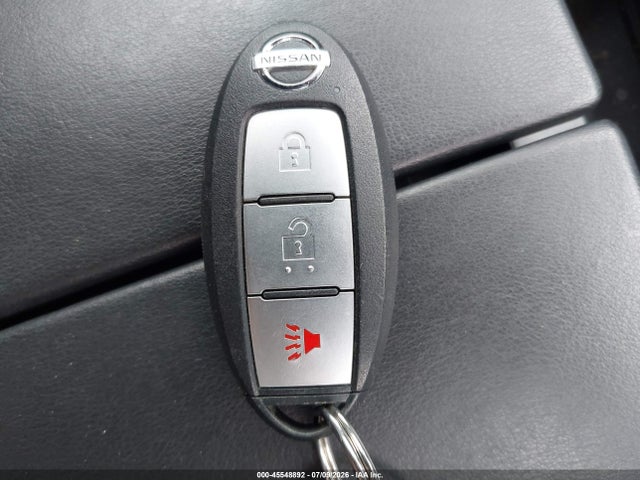5N1AT3AB8MC834319 Nissan Rogue S Intelligent Awd