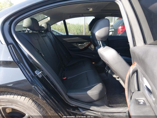2013 Bmw 328i Xdrive მანქანა იყიდება აუქციონზე, vin: WBA3B3G53DNR80131, აუქციონის ნომერი: 45548907