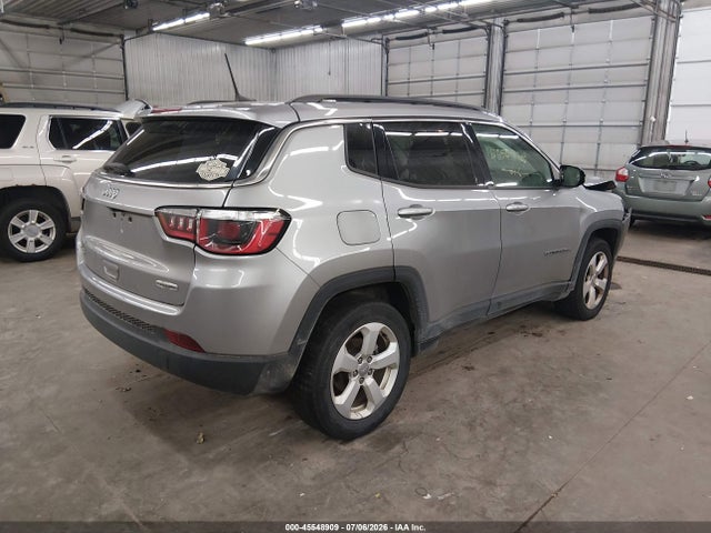 45548909 :رقم المزاد ، 3C4NJDBBXJT134981 vin ، 2018 Jeep Compass Latitude 4x4 مزاد بيع