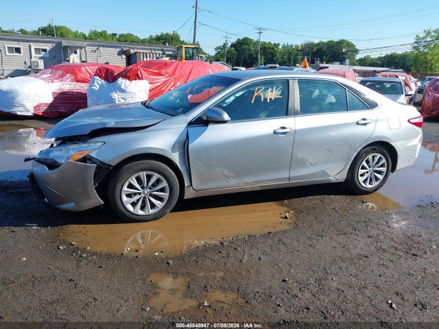 Продажа на аукционе авто 2015 Toyota Camry Le, vin: 4T4BF1FKXFR469444, номер лота: 45548947