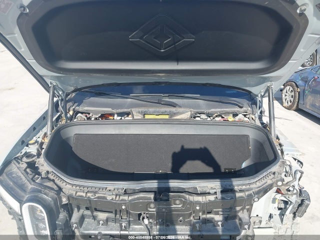Rivian R1t Adventure 2022 7FCTGAAA4NN015823 Image 10