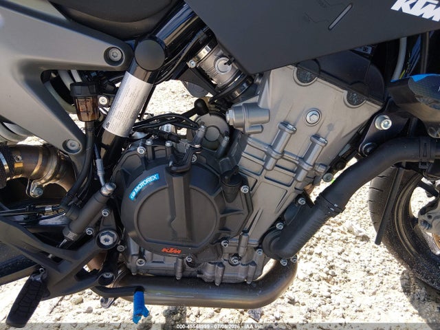 KTM 790 Duke 2024 LCETU7401RH715601 Image 8