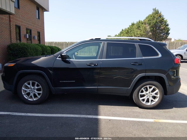 Jeep Cherokee Latitude 4x4 2018 1C4PJMCB5JD528420 Image 18