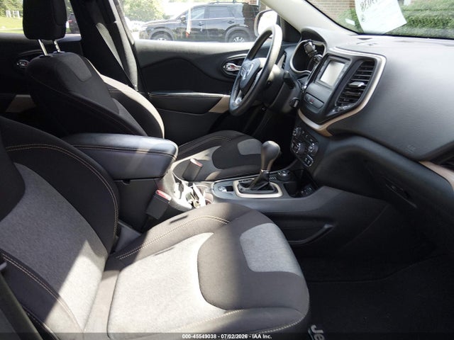 Jeep Cherokee Latitude 4x4 2018 1C4PJMCB5JD528420 Image 5