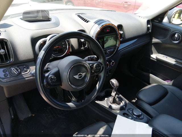 45549116 :رقم المزاد ، WMZYS7C38H3E06875 vin ، 2017 Mini Countryman Cooper مزاد بيع