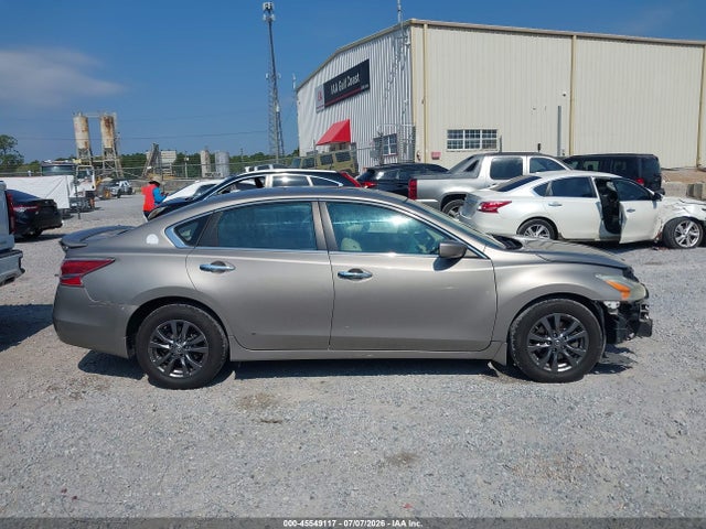 1N4AL3AP3FN916116 Nissan Altima 2.5 S