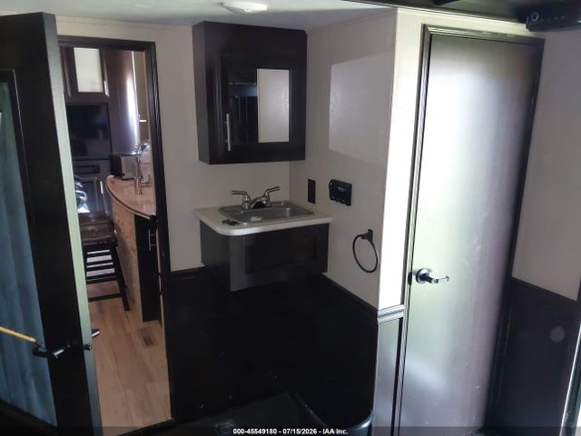 Jayco Seismic 2016 1UJCJSCV4G19H0107 Image 15