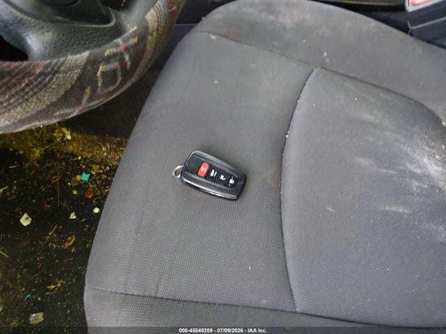 2021 Toyota Corolla Le მანქანა იყიდება აუქციონზე, vin: JTDVPMAE1MJ162819, აუქციონის ნომერი: 45549209