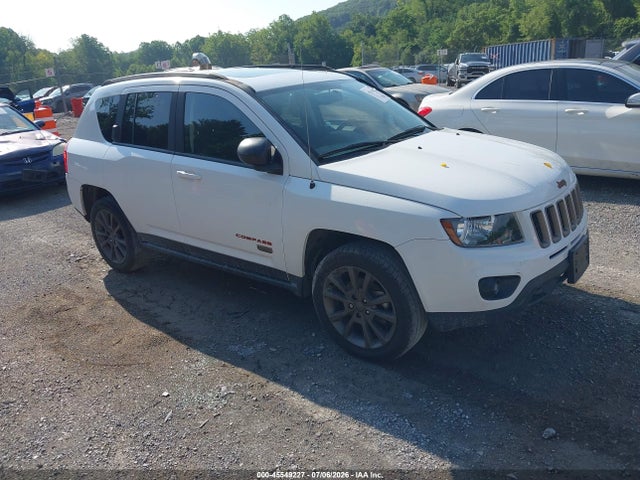 2016 Jeep Compass 75th Anniversary მანქანა იყიდება აუქციონზე, vin: 1C4NJDBB7GD737224, აუქციონის ნომერი: 45549227