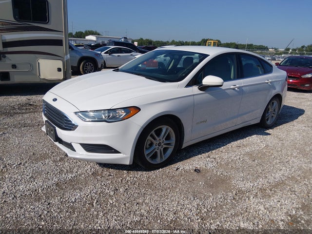 3FA6P0UU8JR141988 Ford Fusion Hybrid S