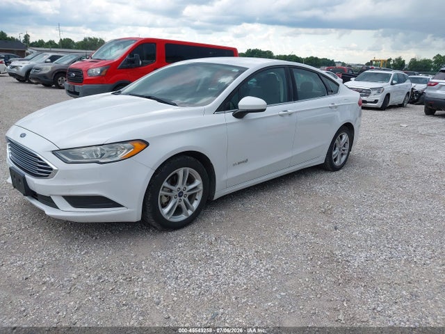 3FA6P0UU2JR122773 Ford Fusion Hybrid S