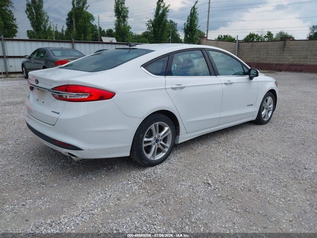 3FA6P0UU2JR122773 Ford Fusion Hybrid S