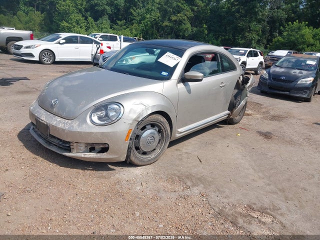 2013 Volkswagen Beetle 2.5l მანქანა იყიდება აუქციონზე, vin: 3VWJX7AT7DM664507, აუქციონის ნომერი: 45549267