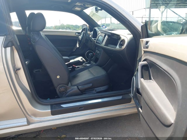 2013 Volkswagen Beetle 2.5l მანქანა იყიდება აუქციონზე, vin: 3VWJX7AT7DM664507, აუქციონის ნომერი: 45549267