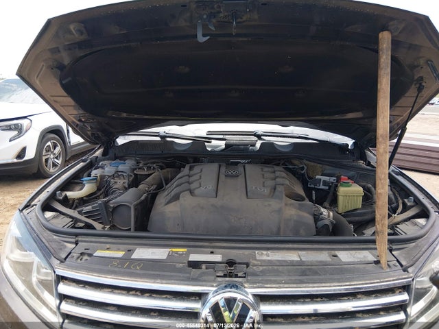 Продаж на аукціоні авто 2015 Volkswagen Touareg Tdi Lux, vin: WVGEP9BP5FD007412, номер лоту: 45549314