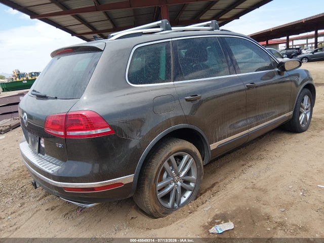 Продаж на аукціоні авто 2015 Volkswagen Touareg Tdi Lux, vin: WVGEP9BP5FD007412, номер лоту: 45549314