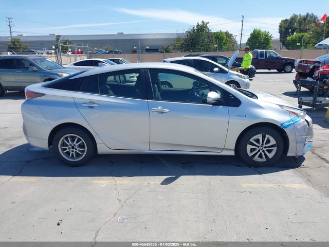 45549336 :رقم المزاد ، JTDKARFU0G3503900 vin ، 2016 Toyota Prius Three مزاد بيع