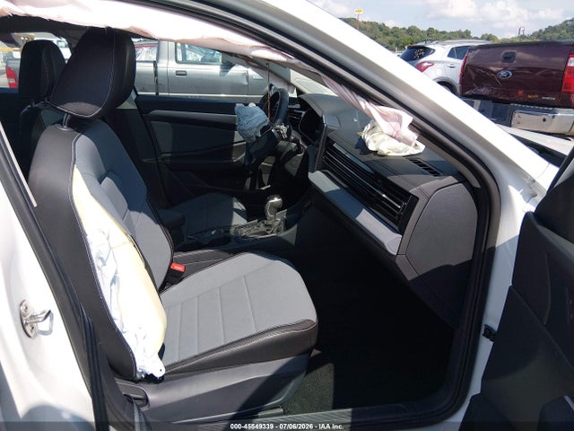 2025 Volkswagen Jetta 1.5t Se მანქანა იყიდება აუქციონზე, vin: 3VW7X7BU8SM106938, აუქციონის ნომერი: 45549339