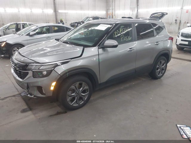 Продаж на аукціоні авто 2024 Kia Seltos Lx, vin: KNDEPCAA9R7540638, номер лоту: 45549366