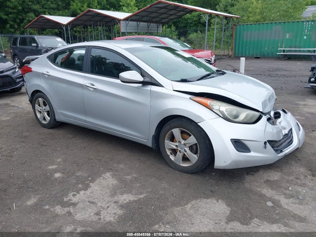 Продаж на аукціоні авто 2013 Hyundai Elantra Gls, vin: KMHDH4AE1DU969456, номер лоту: 45549398