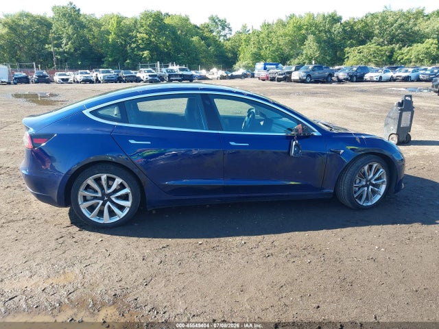 Продажа на аукционе авто 2018 Tesla Model 3 Long Range/performance, vin: 5YJ3E1EB8JF121814, номер лота: 45549404