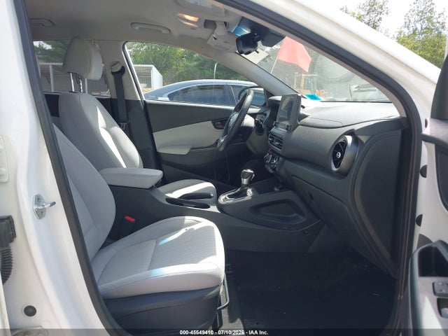 45549410 :رقم المزاد ، KM8K6CAB9NU762389 vin ، 2022 Hyundai Kona Sel مزاد بيع