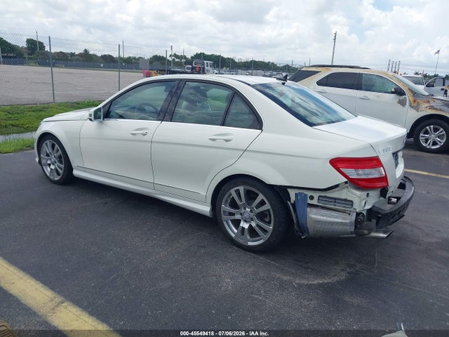 45549418 :رقم المزاد ، WDDGF5EB0BF656208 vin ، 2011 Mercedes-benz C 300 Luxury/sport مزاد بيع
