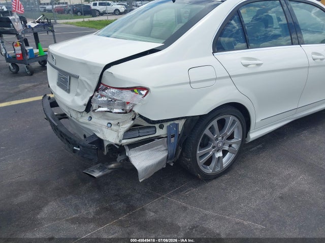 45549418 :رقم المزاد ، WDDGF5EB0BF656208 vin ، 2011 Mercedes-benz C 300 Luxury/sport مزاد بيع